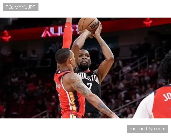 揭秘NBA底线发球违例判罚标准，掌握规则避免球场冲突。